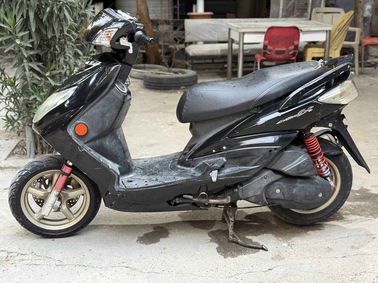 سلام عليكم دراجه سكنس فحل الدراجه نوزل خطين  مصار هواي من نزلته رمبه دراجه عليه تزويد خارجي كلجات وصدر وفج دراجه خير من الله بكل وقت نكره جيب فيتر وافحص ايي نقص مابيه 950 وبيه مجال للطيبين مكاني بغداد حي جامعه الرقم ***********
