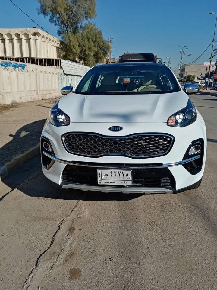 السلام عليكم
كيا سبورتج موديل 2020 خليجي 

ماشية ٥٠فول مواصفات ١/١

بصمة 

بنوراما 

جنطة كهرباء

مانع انزلاق 

نزول منحدرات

هاند بريك بصمة 

ثلاث وضعيات للقيادة

اوتو هولد

مري قلاب 

قطعتين تبريد

رقم الهاتف

السعر 170$

‭٠٧٧٦ ٠٨١ ٢٤٥٦‬
