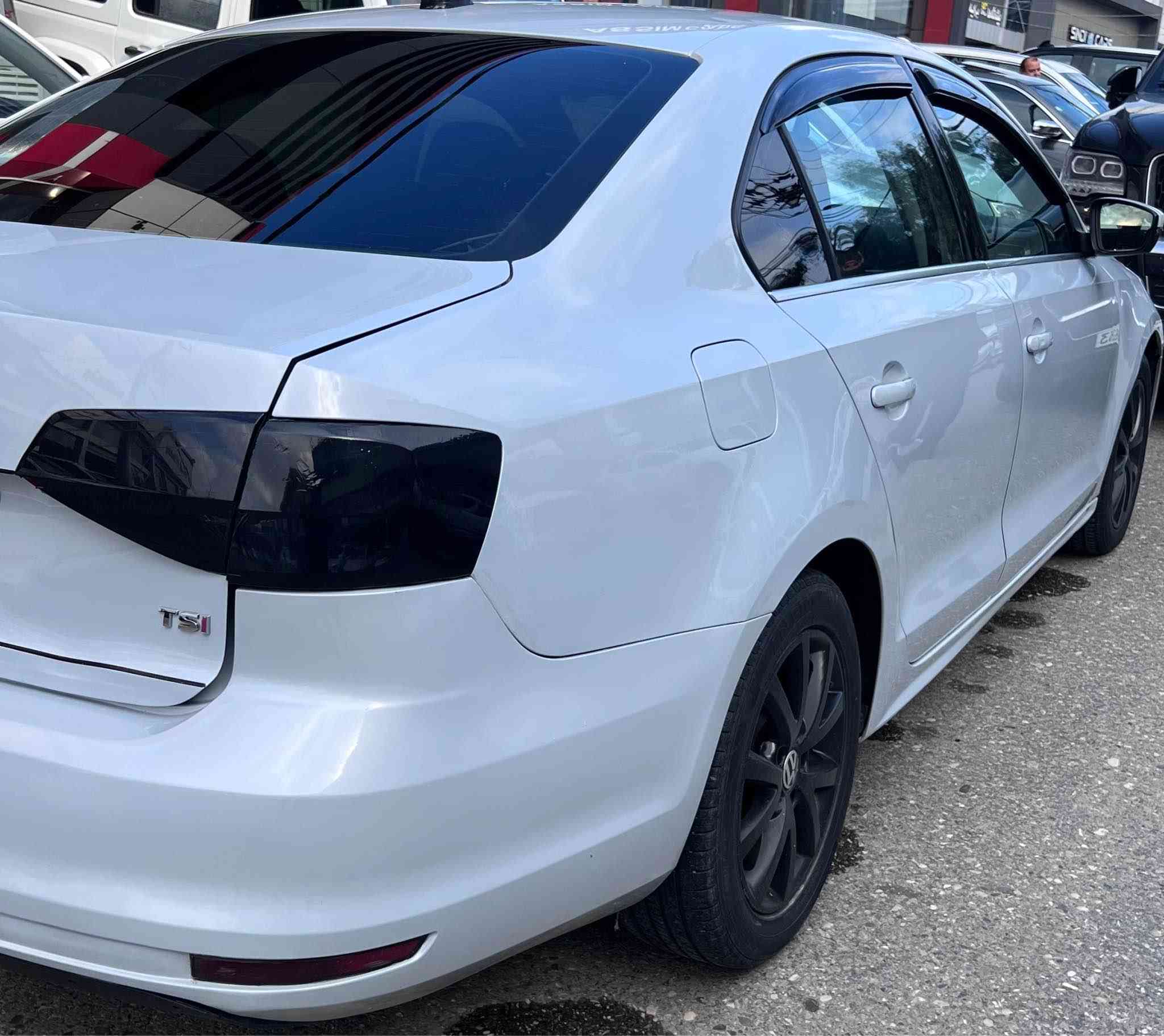 جيتا موديل 2017 SE لون سمنتي فول مواصفات 
محرك 14 توربو سلايت بصمه رادار
كشن هيتر كشن جلد 
بيها 3قطع صبغ بدون دواخل 
كير محرك شرط 
سعر 120$ بيها مجال 
مكان السياره دهوك 0.7.5.0.8.9.5.9.5.5.9 دهوك, العراق


**إذا كنت صاحب هذا الإعلان وتريد حذفه لأي سبب، رجاءا أرسل رسالة إلى الدعم الفني**