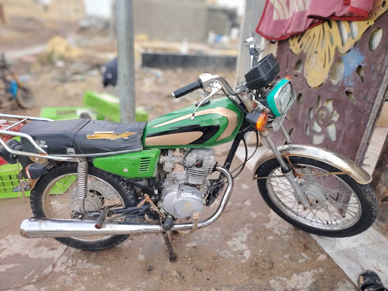 سلام عليكم دراجة ربع كير موديل 17 المكان كوت شهداء سعر 450 رقم ***********
