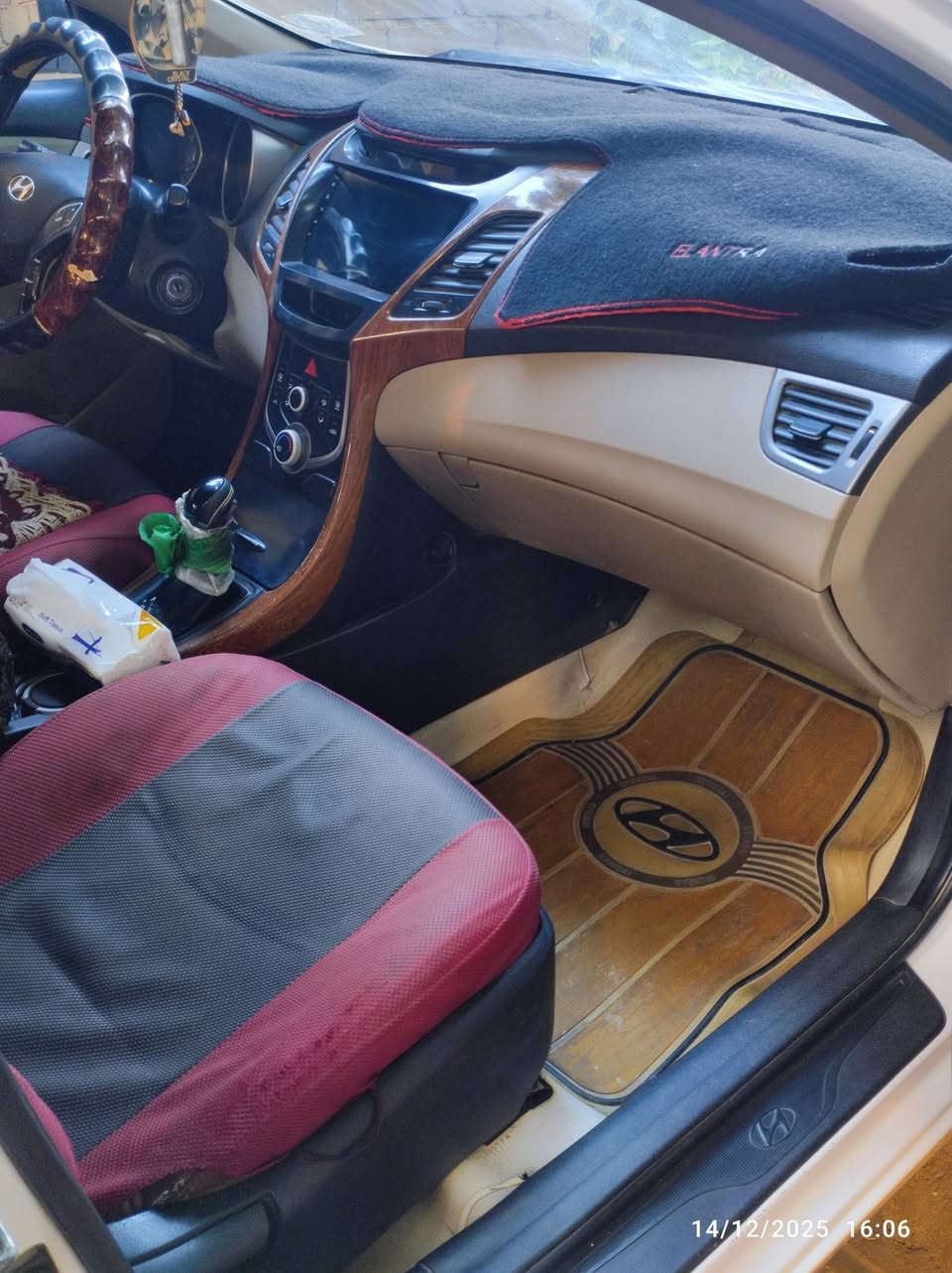 لانتره خليجي 2015فول مواصفات ماعده البصمه كير محرك سياره حلوه حداديه جديده تبريد تدفئ سياره بيه بارد اصبعين ابحافت لابنيد وصبعين جوه قبق لابانزين فقط ولباقي كفاله سعره 123وبه وجال لشراي لستفسار اتصل ***********مكلف بنشر مكان الناصريه
