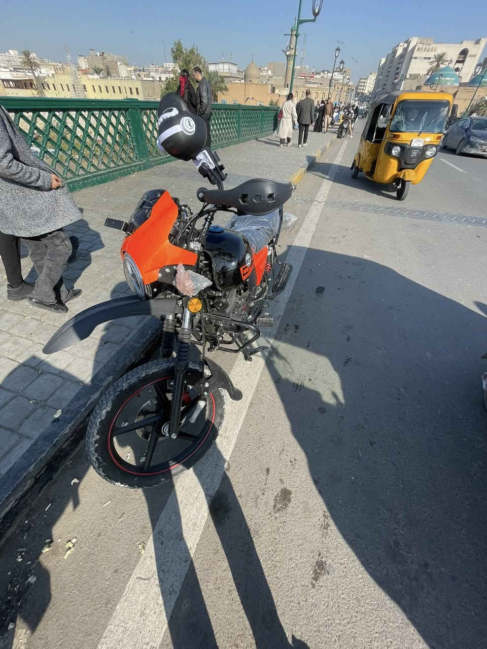 يالله
سلام عليكم
دايوان للبيع
موديل2025
ما صار 20 يوم من نزلتها
ماشيه الاف كيلو فقط
عداد الكتروني 
لايت لاد عالي ناصي 
كهربائيات كلها شغاله
مكفوله كفاله عامه 
رقم اربيل عندي عقد مروري بيها 
بعدني ما محول باسمي العقد شهرين وينتهي 
رايدها 2550وبيها مجال قليل حك الجيه
ما متواجد ع فيس بس واتساب
وخط
الرقم ***********
