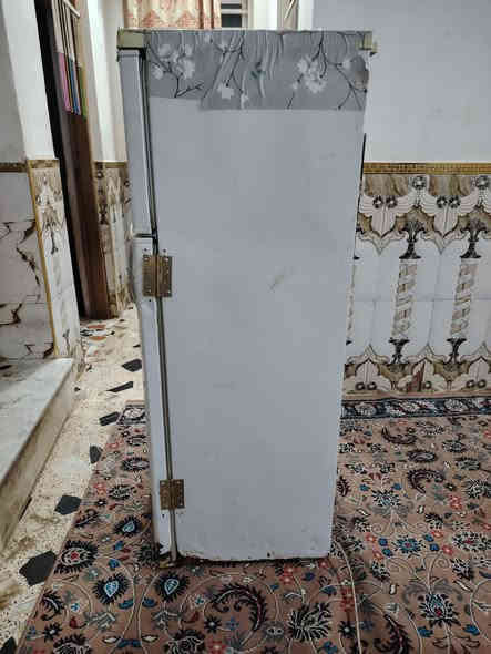 سلام عليكم ورحمة الله ثلاجه اللبيع قيم واخذهه ***********
