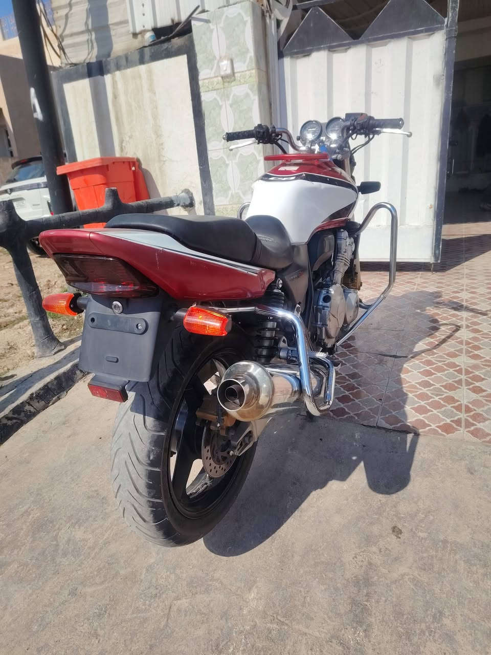 سلام عليكم سيبي نوز ٤٠٠ كفاله دراجه صار اقل الشهرين نزله من تميم تميمي السعر ٢٤ ونص بيه مجال قليل مكان ديالئ بعقوبه ***********  خاص مارد اتصل ودلل
