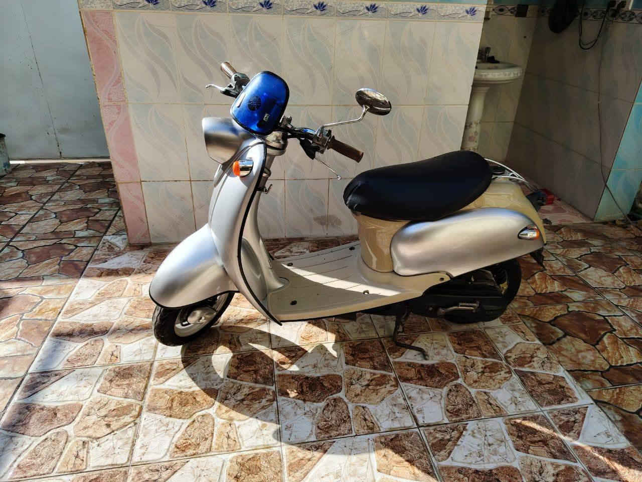 دراجة عبد الحليم  للبيع 
فحل نضافة فول محرك فول 
السعر550 وبيهة مجال الرقم***********
