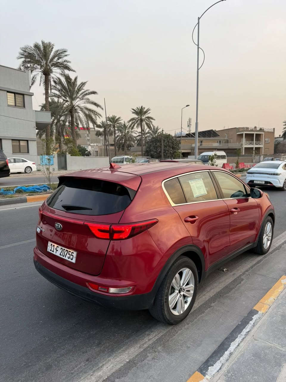 السلام عليك سبورتج موديل 2018 وراد امريكي رقم بغداد نكليزي بسمي تحويل ثاني يوم بيها أربع قطع صبغ بدون دواخل محرك جيدياي كير اوتماتيك ماشيه 92 miجاهز كير محرك تبريد صدر امامي خلفي السياره احلى من الصور السعر (138) التصال ***********العنوان بغداد
