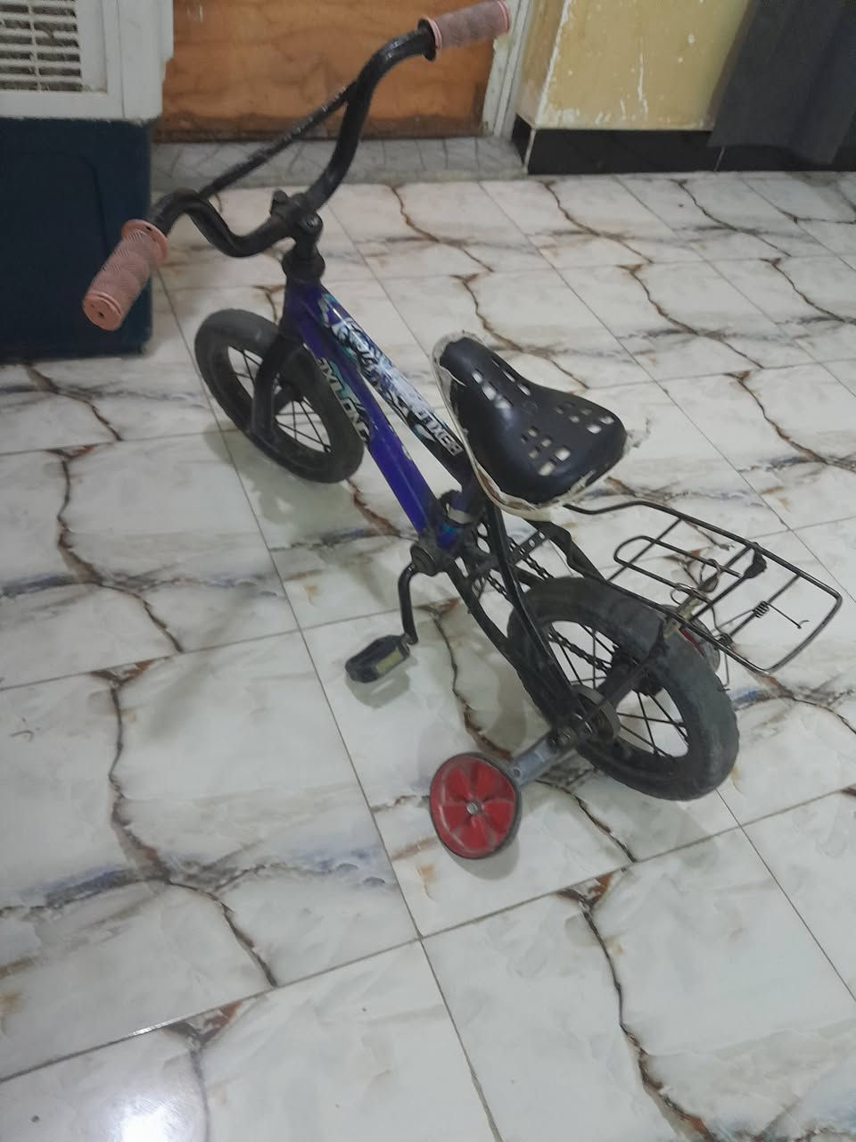 بسكل بيع  سعر 20 وبي مجل


**إذا كنت صاحب هذا الإعلان وتريد حذفه لأي سبب، رجاءا أرسل رسالة إلى الدعم الفني**