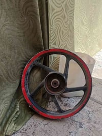 حبايب ويل بوكسر خلفي  وتاير قفاز عتقد معرفله مو مال بوكسر  07745611153