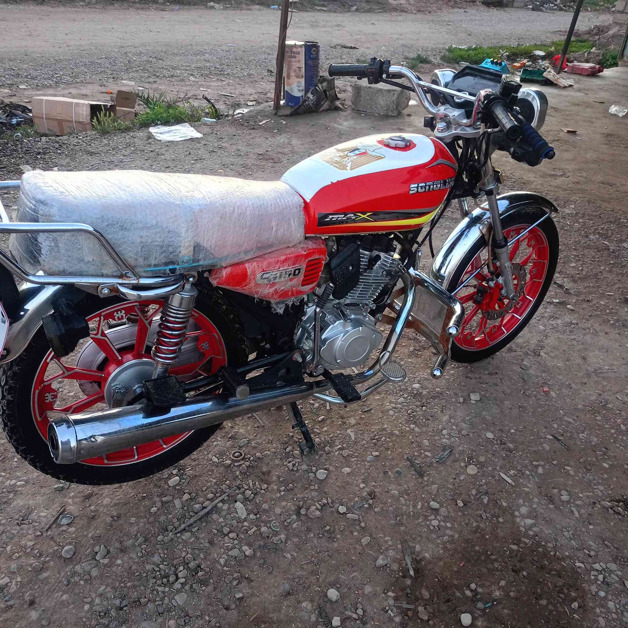 السلام عليكم سيفان للبيع مكفوله أوراق كامله موديل 2024 السعر 625 وبيها مجال مكاني الخالص التحويله ***********
