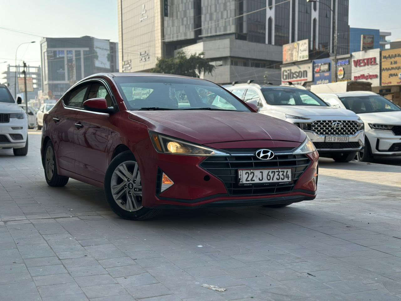 السلام عليكم 
النترا مديل 2020 وارد امريكي رقم اربيل هزة جديدة صور حادث ب منشور دعامية وبنيد فقط راديترات + لايتات بلاديات بدون تبديل واهنا ب عراق بيهة شخط ب باب الخلفي عكس السايق 
مكينة 2000 كير اي تي 6 نمر 
مواصفاتها 
بصمة تشغيل + بصمة بيبان 
تحديد مسار + كروز ومثبت سرعة + مانع تصادم 4وضعيات قيادة سبورت ونورمان وسمارت + ايكو 
قيادة ذاتية 
السيارة مكفولة من كير ومكينة وصدر امامي خلفي + تخم تاير جديد 
كشنات الامامية تدفئة 
حساسات ب مرايات 
شاشة كبيرة 
كامرة دورارة 
حساسات امامية خلفية 
فتحت سقف 
سنوية ب اسمي تحويل ثاني يوم 
سعرها 148 وبيهة مجال *********** وبي واتساب
