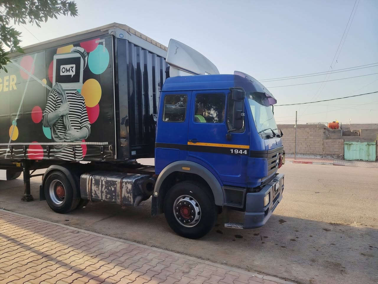 البي للبيع  موديل 88  مكان واسط الاحرار ***********
