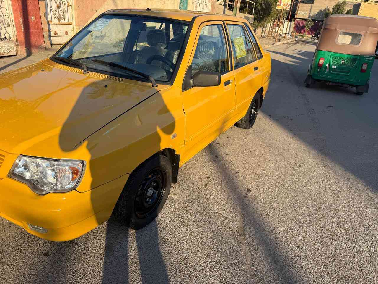 سلام عليكم سايبه موديل 2013 مكينة وكير و حداديه و شواصي مكفولات تبريد ثلج مكفوله من الصبغ والتبديل السعر 37 وبيها مجال هاتف *********** مكان نهايت حي اور
