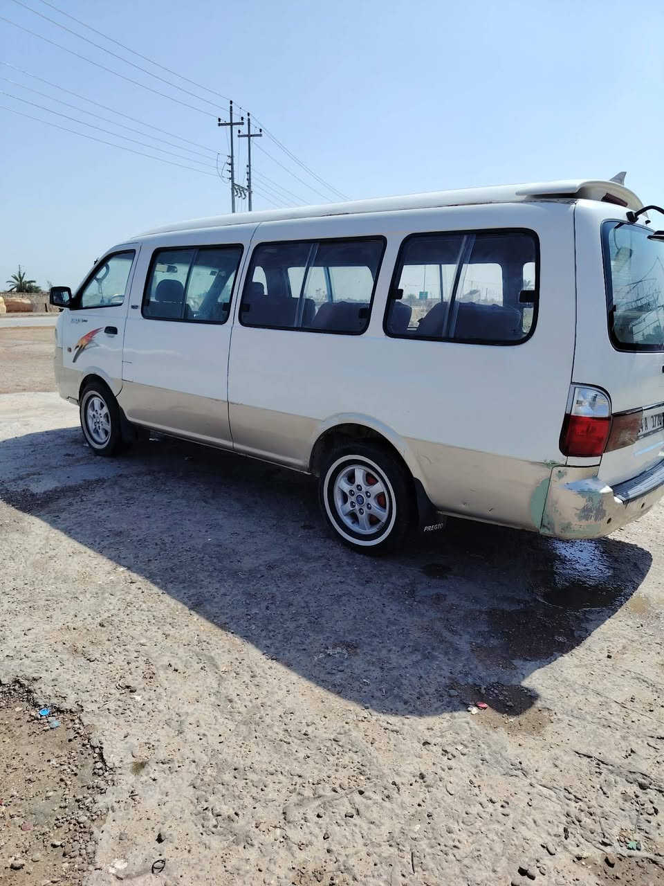 سلام عليكم سياره منغولي مسكر 14مصبوغه جماليه شواصي لكدام مكفولات لوره بيهن تعمير كير اكسن حداديه غرفه نضيفه تبريد شغال عوزه كميريسر مكينه بيهه تنقيص سعر 130وبيهه مجال قليل لاتصال على هاذه رقم.. ***********
