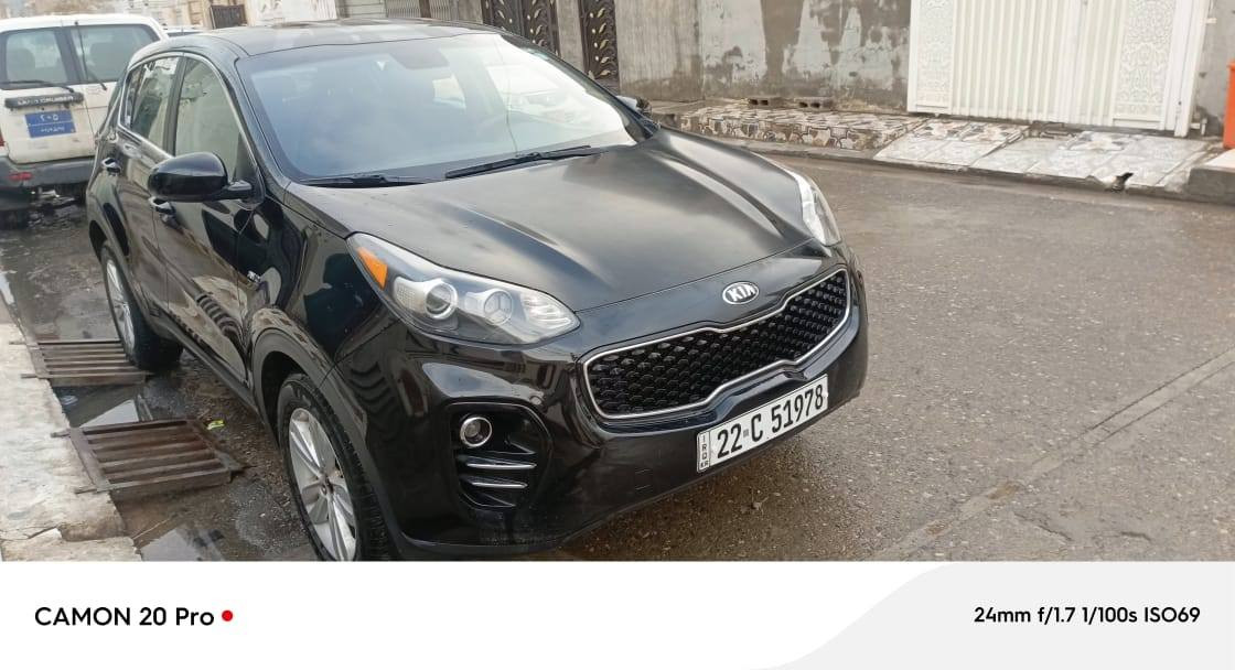 کیا سپۆرتاج 2017 ئەمریکی  پشت و پێش کەپس دو دەرگا  لای سایەق لەگەڵ سندوق بە س پەمپە لەگەل چاملغی سایەق مەکینەی gdi دەبل اکسلە سێ مۆدی لێخوریی هەیە 87هەزار مایل رۆیشتیە سەنەوی بسەر چوە تەبرید مەرکەزیە (***********) رەقەم شانسیم دانایە أربيل, العراق
