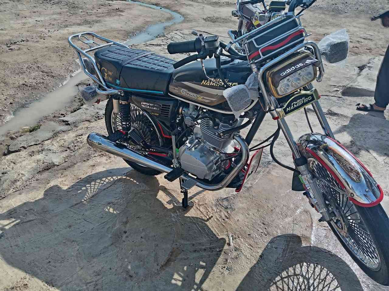 نامپرۆمۆدێل 2020مە کینە 200زۆربە قوە تە هه موگیانی بە شرتە بۆفرۆشتن بۆپە یوە ندی ***********
