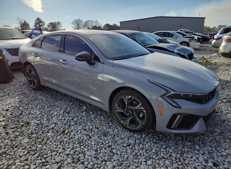 ♦️شركة النخبة - ELITE للمزادات وتجارة السيارات♦️

🔸السلام عليكم ..

♦️نوع السيارة …
♦️KIA - K4 - GT LINE - 2025♦️

♦️تاريخ المزايدة غداً الخميس بعد السادسة مسائاً
2026 - 3 - 12♦️

🔸عداد المسافات - 18 الف ميل فقط .
🔸الاسطوانات - 4 سلندر .
🔸حجم المحرك - 2.5 .
🔸الوقود - بانزين .

♦️الأضرار  :- حسب الصور المرفقة

🔸للدخول الى المزاد او شراء سيارة
🔸او اي استفسار يرجى التواصل مع …

♦️شركة الخبة - ELITE للمزادات وتجارة السيارات♦️

♦️عثمان الناصر - ‭0774 810 7610‬

📍صلاح الدين - قضاء العلم - قيصرية الخالد📍
