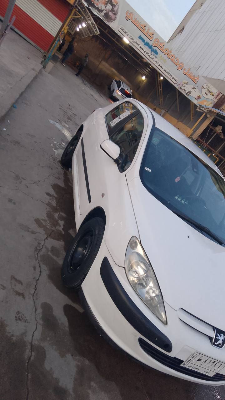 بيجو موديل 2005 رقم بغداد مشروع وطني دفتر بنزين بيها تبريد تدفئه كلها شغال شاشه ايباد جام كهربائي محرك كير بشرط لا صرف ولا بخار شرط تحويل للبيع أو مرواسه *********** كركوك, العراق
