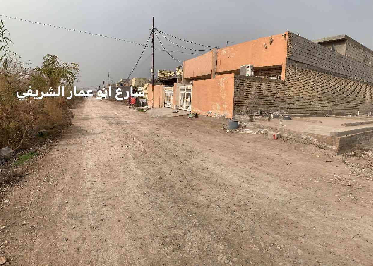 سلام عليكم ورحمه الله 🫴🏻
100 متر رفت كامل  ومجاري درجه اولى 
للبيع موقع  جيد 
سعر 16 بي مجال الكل طيب 🫡
***********
