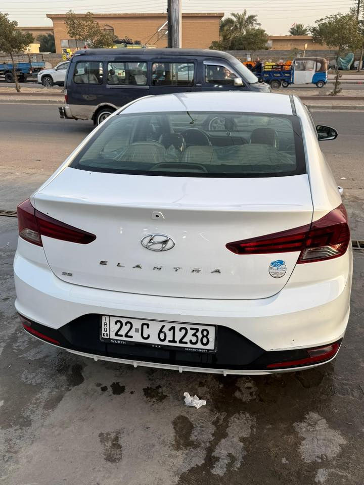 سلام عليكم شباب النترا وارد امريكي موديل 2019 سياره جديده ماشيه 54 الف فقط حقيقي رقم اربيل باسمي تحويل مباشرتن
نص مواصفات كير اي تي المرغوب وسونار موجود ويه الصور فرق من السونار بس تكشير بداية القماره واضح بصور
سعر 145 بيه مجال بصيط
الاتصال ***********
