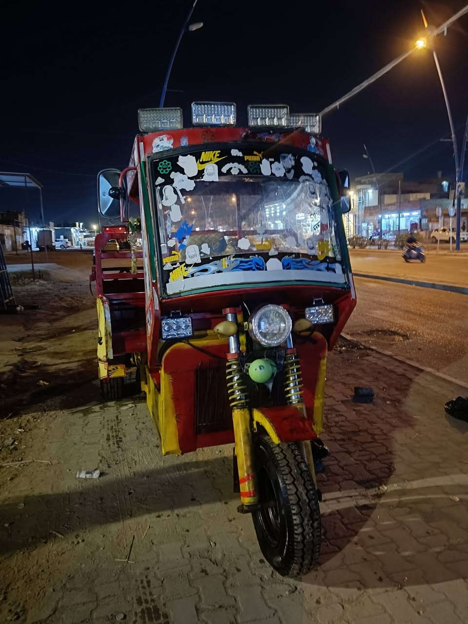 السلام عليكم ستوته تحوير محرك بطه جنون كفاله عامه كير مكينه برغي مامفتوح تجي وتشوفه بعينك تعتبر سياره للتوضيح رقم رقم تحويل ثاني يوم خير من الله مامتعوبه نضيفه وحلوه رجائن لاتكسر بسعر محتاج وريد ابيعه
السعر 5 ملاين ونص وبيهه مجال حك جيه مكاني ميسان عماره
رقمي ***********
