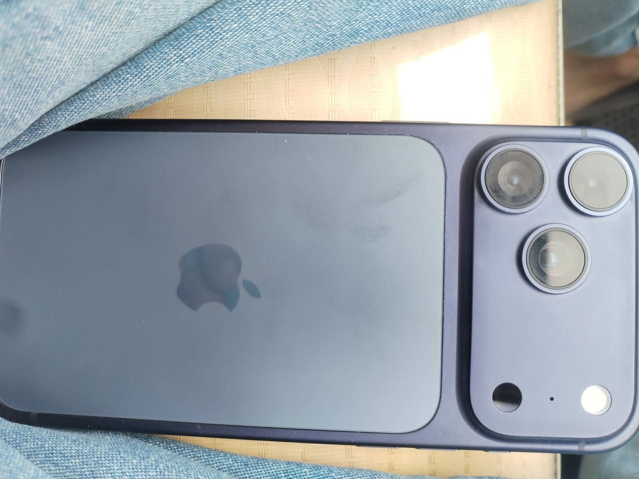 السلام عليكم
ايفون 17 برو ماكس كوبي
ذاكره 512
جهاز كله شغال اي خلل ما بي
قبل 4 ايام فاتحينه من الكارتونه

سعر 170 وبي مجال
مكان بغداد حي اور

***********
