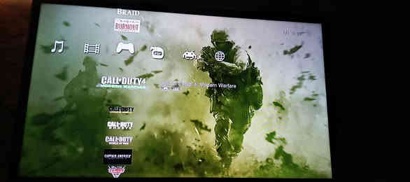 بلي ثري سلم نظيف 
اثنين جوستكات
هارد خارجي 500
 بيه لعبه بيس 2023 نزلته قبل يومين 
السعر 125 
*********** عمارة
