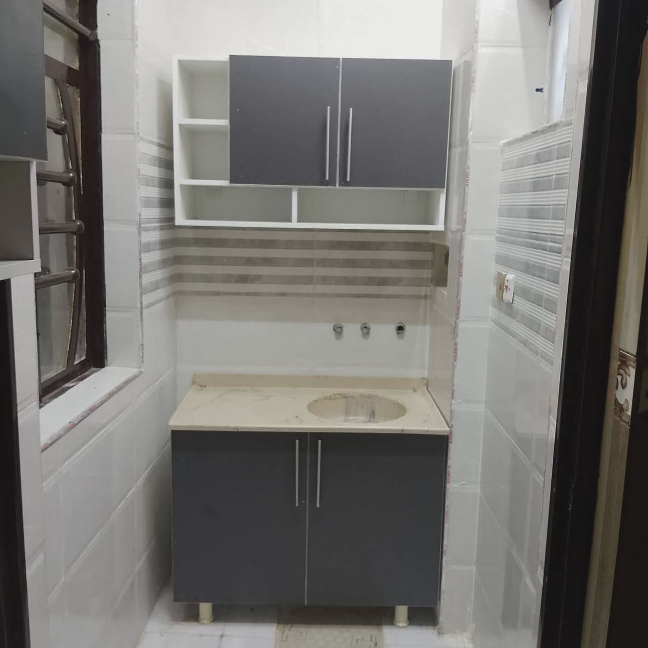 #✨كاونتر mdf 
✨القياس متر سنك  وملحق 

✨#السعر 150 فقط 

ويشتغل هم متر و20 ومتر ونص 
✨✨✨✨✨✨✨✨✨
✨
✨اذا تريد السنك متر ونص اضافه ٢٥ عالسعر 
✨اذا تحب تضيف فاترينا اضافه 90 عالسعر 
✨اذا تحب تضيف مجر واحد اضافه ١٠ عالسعر
واذا مجرات ثنين 15
✨اذاتريد تضيف تلث مجرات اضافه ٢٥ عالسعر
التوصيل بغداد مجاني


**إذا كنت صاحب هذا الإعلان وتريد حذفه لأي سبب، رجاءا أرسل رسالة إلى الدعم الفني**