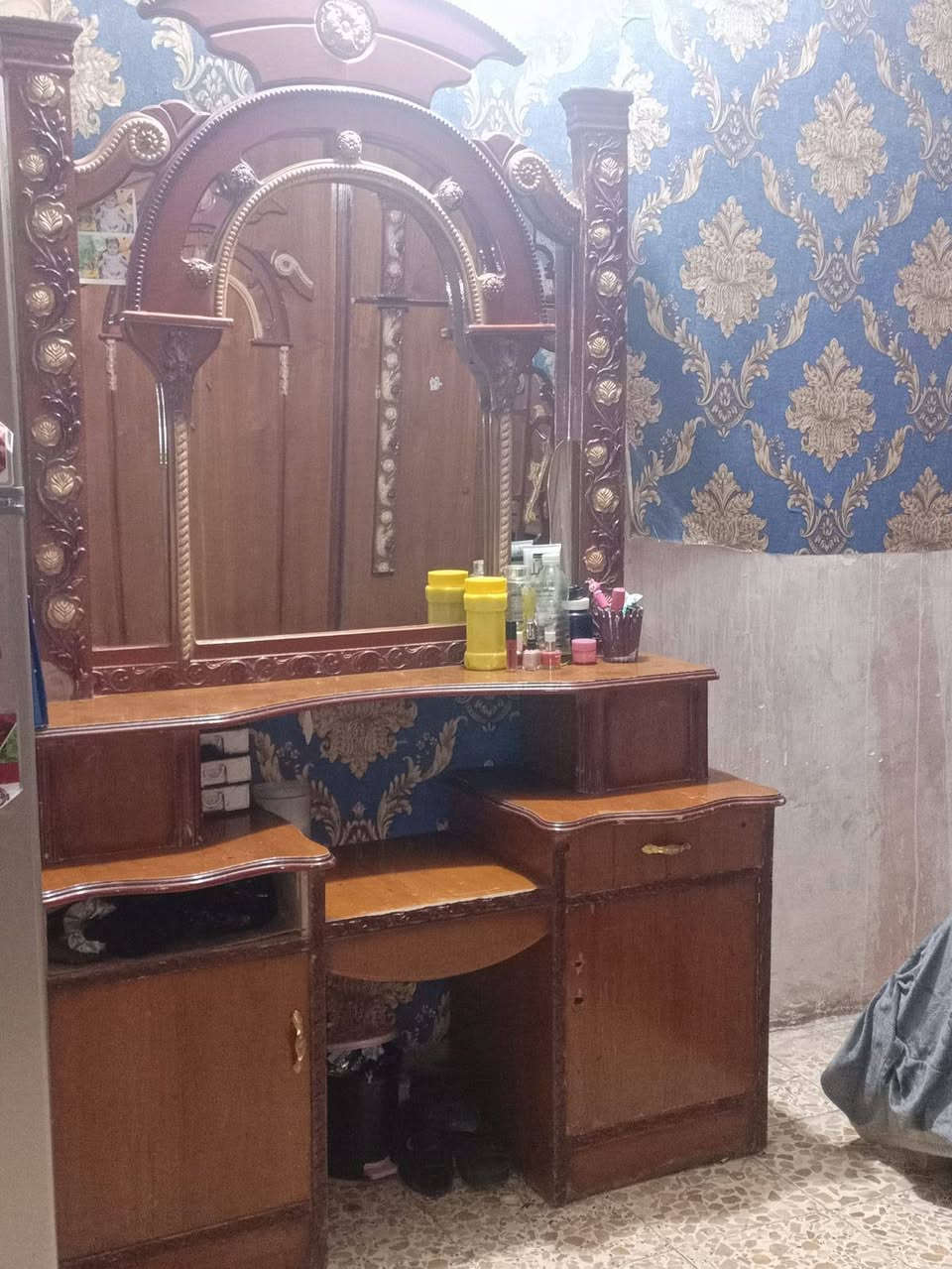 غرفة نوم صاج للبيع ب 400 عنوانها بغداد المعامل للاستفسار ***********الرقم بي واتساب
