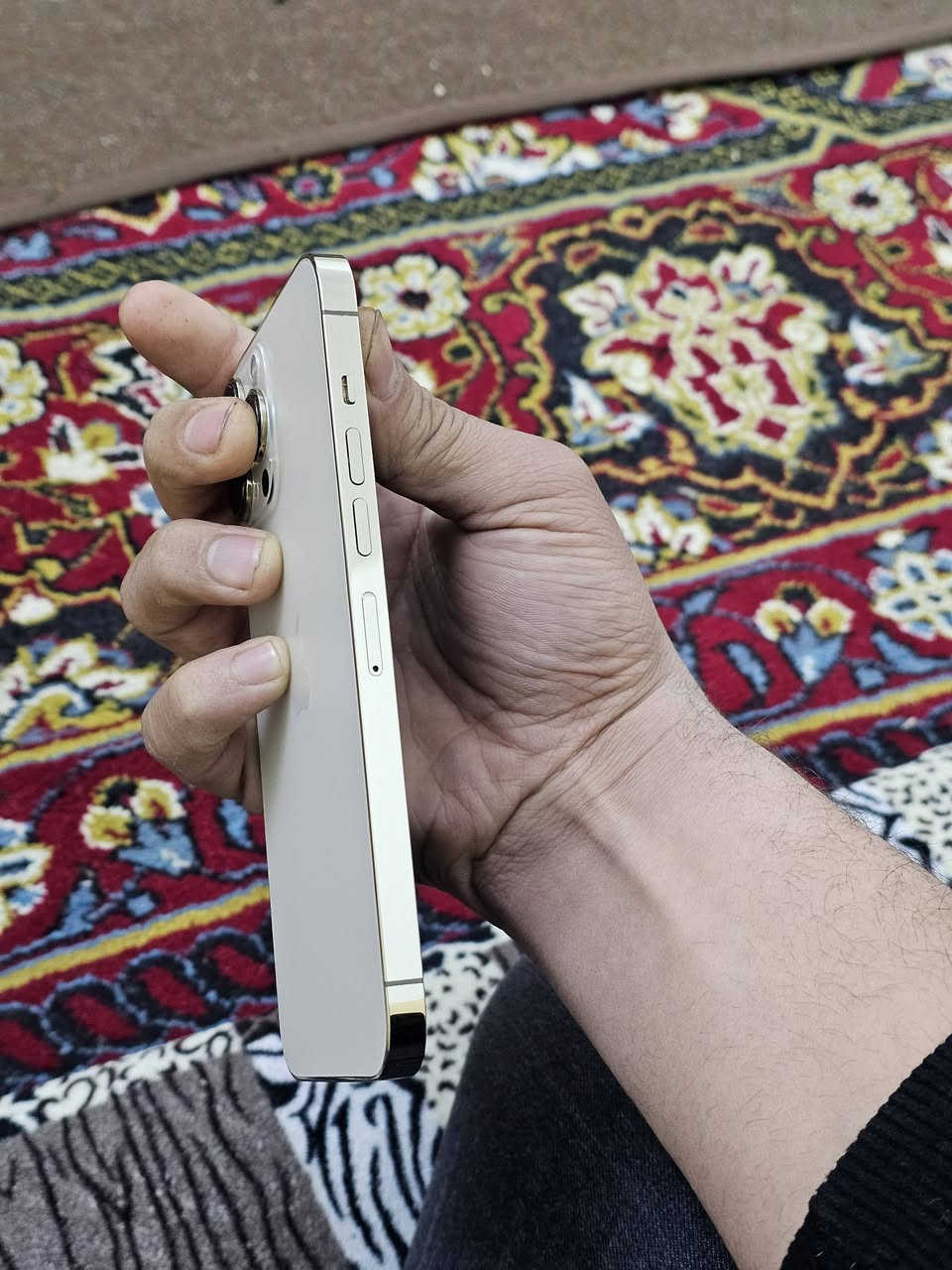 ايفون 13 برو ماكس بلادي
ذاكرة 256 بطارية 84 ما مصعده تك سيم
نظافه فووول وما يعبر هوا شرط حاسبه نورمال 
السعر مناسب و قفل بدون معاملة 650🔒
***********
***********
