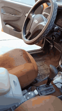 السلام عليكم
متاح شيري كوين تكسي موديل 2010 محور مكينه وكير يارس اوتو مكفولات رقم بابل انكليزي مصفره هيئة وغرامات هزه جديده تحويل ثاني يوم مشروع وطني باي مكان تحول كهربائيات كلها شغاله سنتر لوك شغال مسجل شاشه وست سماعات شغالات بيها نواقص بسيطه للبيع او المراوس 
السعر 26 وبيها مجال بسيط
مكاني بغداد 
هاتف ***********
