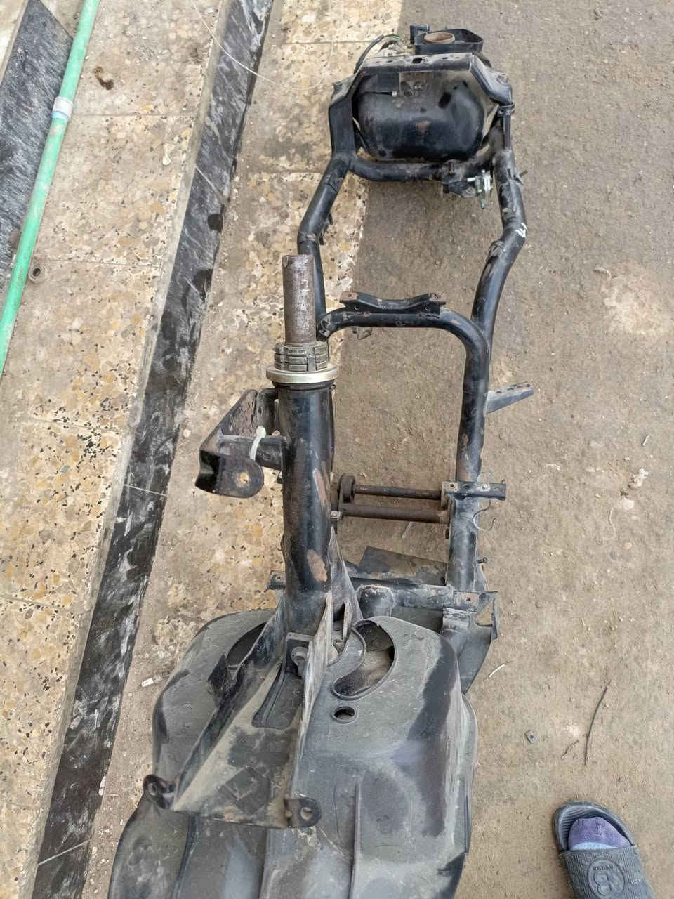 شباب شاصي عدلة فول نضافة ويا تانكي وطبر باز امامي وشيال وماشة سعرة 125 وبي مجال بسيط *********** مكاني ديوانية التقية
