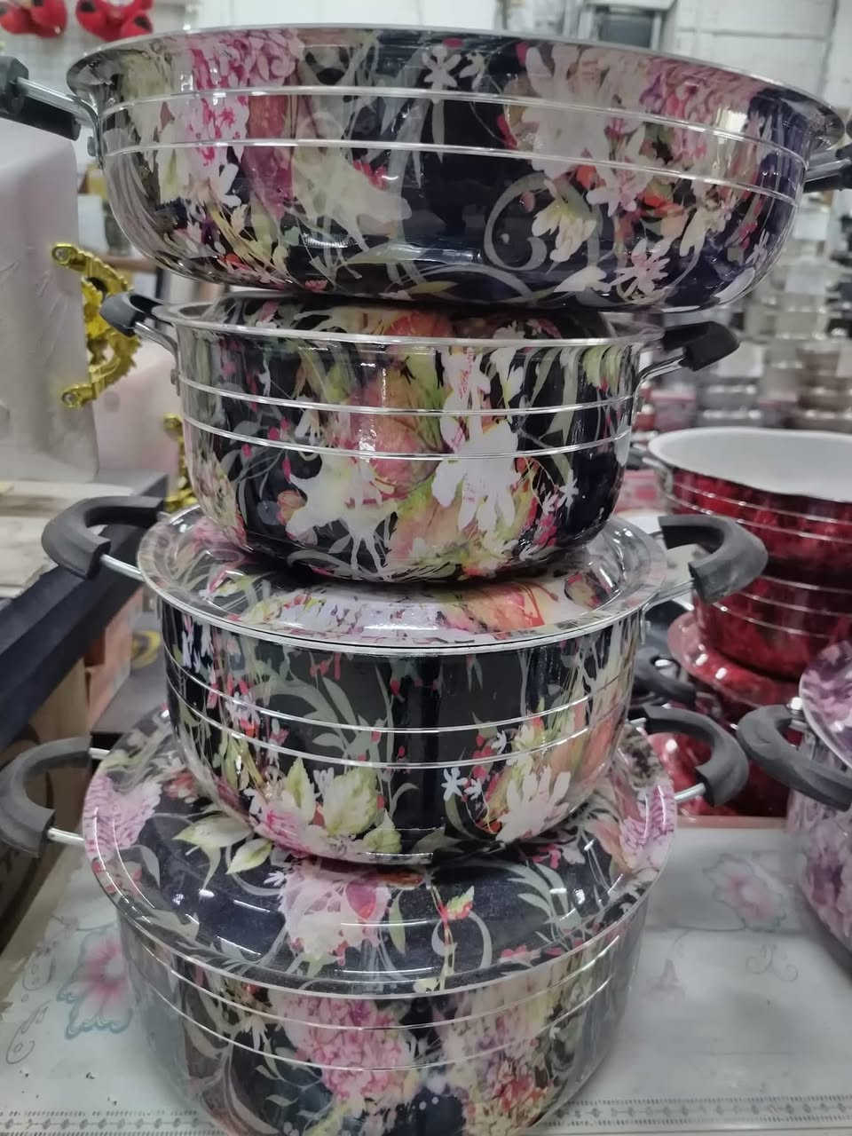❤️❤️❤️كدر مشجر رباعي ❤️❤️❤️
📏📏📏28-26-24-22📏📏
😍😍😍نحن ارخص في العالم 🌍 
سعر سيت كامل 25 الف
يوجد توصيل 🚚


**إذا كنت صاحب هذا الإعلان وتريد حذفه لأي سبب، رجاءا أرسل رسالة إلى الدعم الفني**