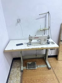 مكينه صناعيه نضيفه شغاله عنون بغداد موجود توصيل سعر٢٠٠لاستفسار 0770285...