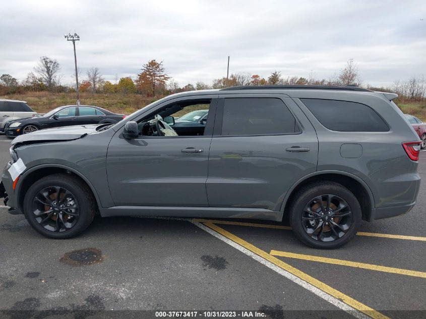 السلام عليكم ورحمة الله وبركاته
للبيع 
الاتصال علی الرقم ***********
دوج دورنكو 2023 GT
 دخول جديد
اللون اسمنتي Charcoal
محرك V6 سلندر 3600 
حساسات خلفية
 

الابواب الامامية بصمة
رادار  خلفي  وجانبي
مثبت سرعة
نظام تثبيت السرعة التكيفي
نقطة عمياء
جنطة كهرباء
فتحة سلايد
اطفاء ذاتي
ستيرن تدفئة
تشغيل عن بعد
توقف ذاتي عند الرجوع 
parksense automatic braking

كشنات مخمل  كهرباء ترحيب وخزن
الكشنات الامامية تدفئة 
الكشنات الخلفية تدفئة

وضعيتان قيادة
لايتات زنون
كامرة دوارة
شاشة كبيرة
ماشية ٣ الف ميل قابل للزيادة
حادثها دعاميه فقط ومرجعها نفسها بلاديه لا صبغ لا تبديل كفاله عامه السياره من صبغ وتبديل وفتح
السعر ٣٨٠ وبيها مجال  

حالة الايرباكات: الايرباك طاك والدشبول مغلف
والدركة راجعة اصلية
رقم بصره  الجديد بإسمي
مكان السيارة:  البصره
