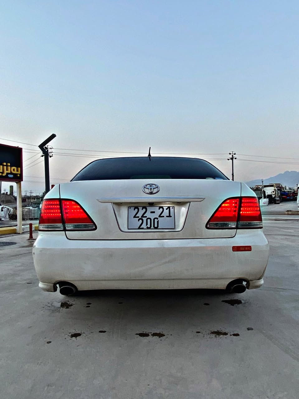 شاهانة براوە
مودئل ٢٠٠٥
سئ دووکمە
ناوزەرد
پەردە
بەسمەو شاشەو کامیرا
جوار تایەو ویل بیلاد نەوتی لوک
بی دەعمو لیدراو سەقفی جوان
4٧گەلاو مەجال
***********
