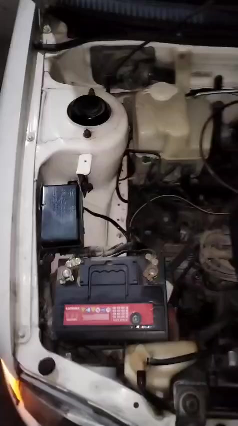 سيارة نظيفة موديل ٢٠٠٤ اوتوماتيك بلادية تبريد تدفئة شغال سعرها ٦٢ وبيها مجال 

رقم واتساب : ***********
