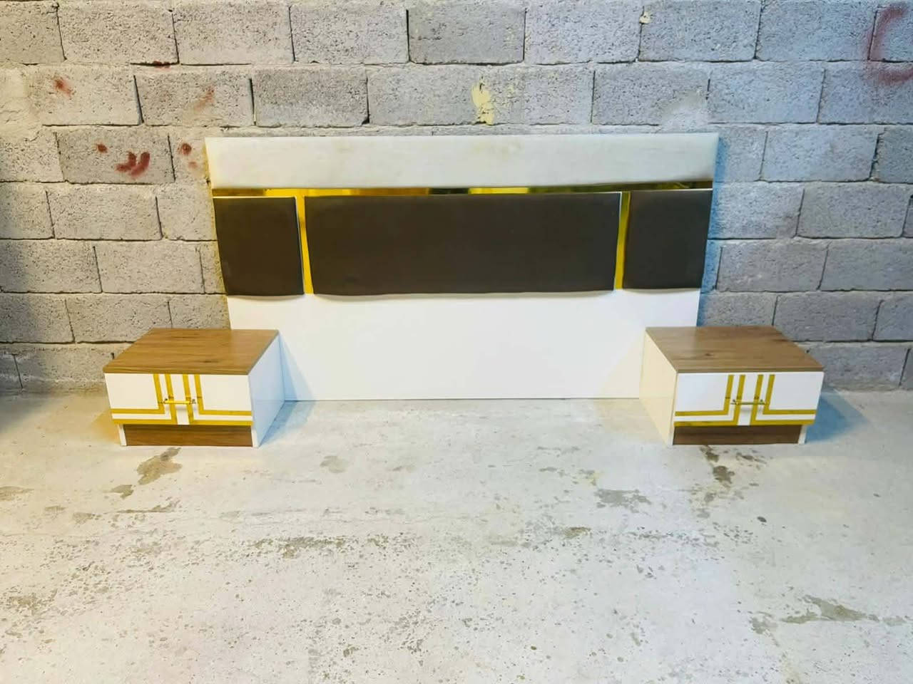 غرفه تركي مستعمل نضافه 90
نضام ابواب عدد 8 منهن 4 كبار 4 صغار موديل 2025
السعر قفل 500 
وي الشد والنقل داخل بغداد مجاني


**إذا كنت صاحب هذا الإعلان وتريد حذفه لأي سبب، رجاءا أرسل رسالة إلى الدعم الفني**