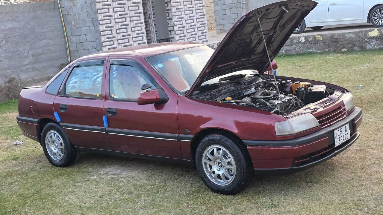 يالله اوبل فكترا موديل 91 محرك 2000 بلادي صبغ عام #السعر34  جماليه فقط أرقام انكليزي سنويه لل 2031 هزه جديده تخم تاير محرك كير صدر كهربائيات كلها شغاله مكاني رمادي للاستفسار ***********
