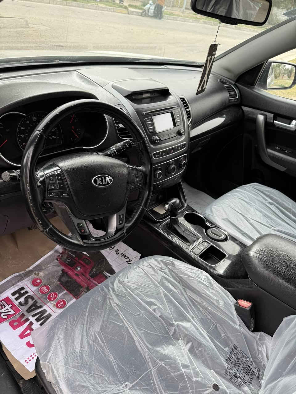 سورنتو مديل 2014 حادث امريكه جاملغ. بدون دواخل شرط. واني رشيت البنيد اثر جراد سياره جديده وجاهزه من كلشي رقم كربلاء بسمي  7راكب قطعتين تبريد كامره خلفيه حساس خلفي اشاير بل مري مكاني كربلاء السعر اتصل وتدلل ***********
