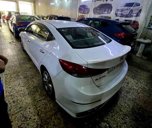 ١٧ خليجي محرك ٢٠٠٠ دوش كير ايتي ماشيه ٢٠٠ الف كيلو السياره نظيفه جدا السعر ١٢٨ معرض الاحسان الحبيبيه بغداد ***********
