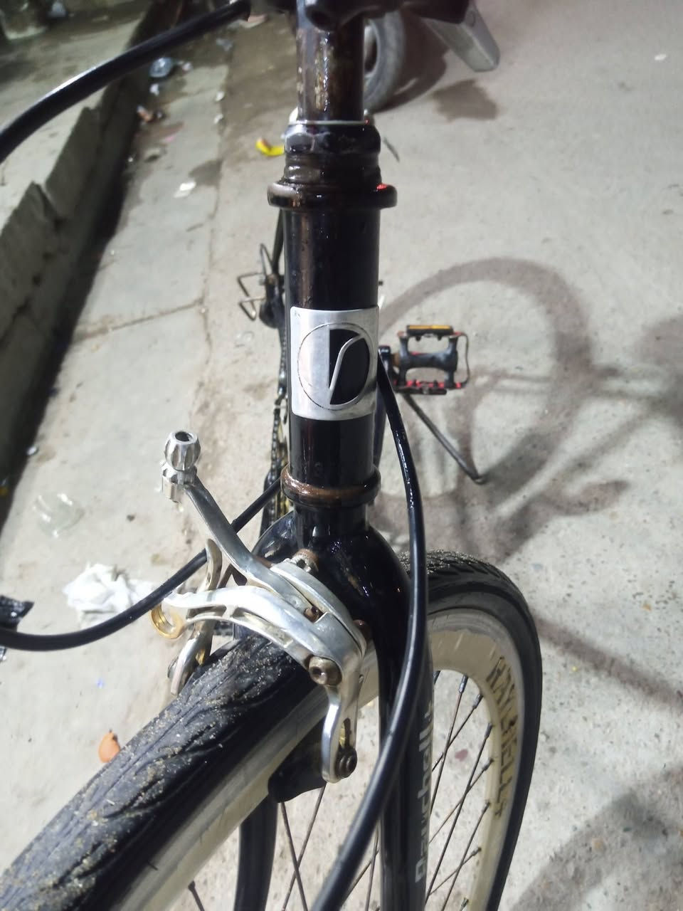 السلام عليكم من رخصت الادمن وافق على المنشور 🌹  C700  
البيع بايسكل جديد مستخدام قليل سريع طياره. 9 نمر بي. خفيف و سريع 
سعره 90 وبي مجال الشراي  هذه رقمي الشراي 
***********
عنواني مدينه.
