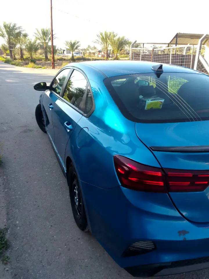 السلام عليكم فرتي للبيع موديل 2023 السياره فول مواصفات معده الفتحه والكشنات تاخم تاير ويل15 صادر جاديد ماكينه وكير ماكوفوله  السعر خاص رقم الهاتف ***********
