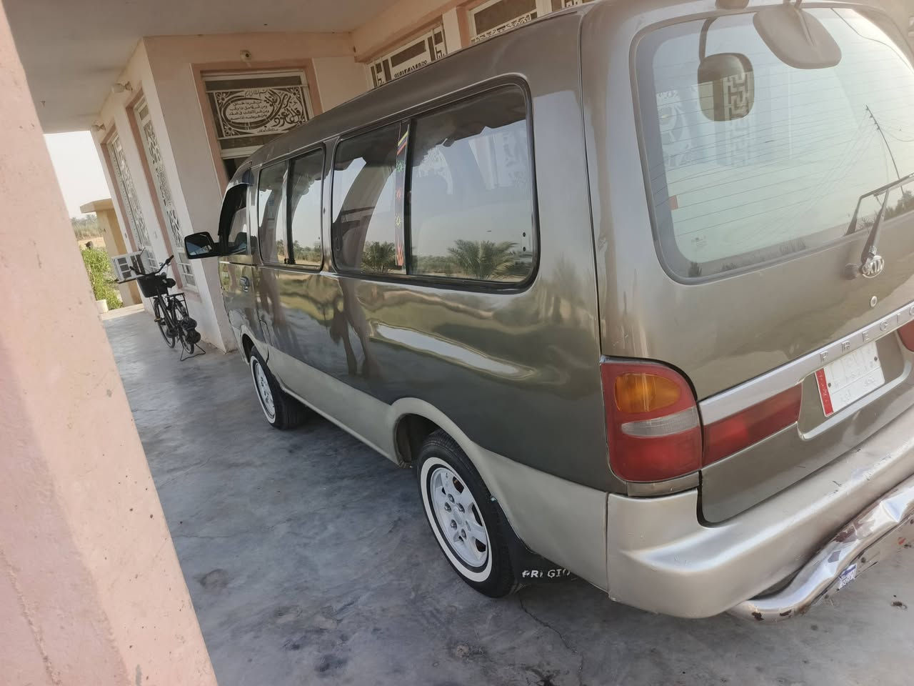 السلام عليكم
بريجو موديل 2000
كامل مواصفات
محرك كير مكفولة رقم بغداد
غير متواجد على الفيس
الرقم موبايل ***********
