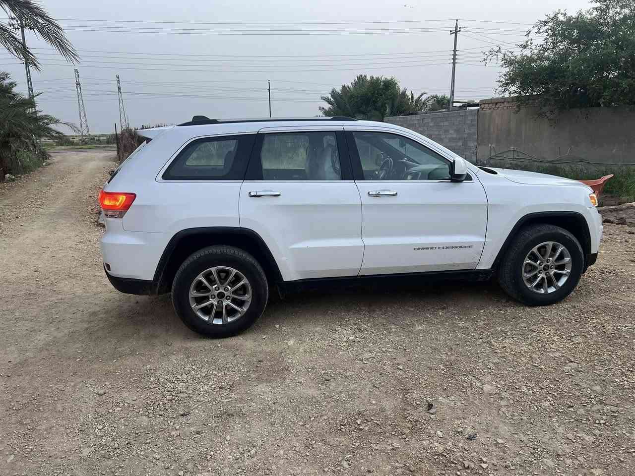 جيب الاريدو بيع اومراوس موديل ٢٠١٦ واردامريكي حادث جاملغ وبنيدسونار بل منشور محرك سته ماشيه  ٩٤ تخم تاير رقم بغداد سعر ١٧٢ رقم ***********مكان عماره
