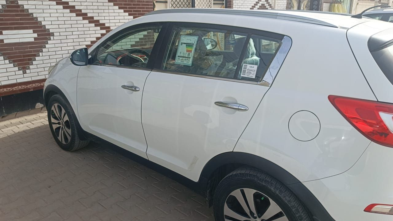 كيه سبورتج كغاله عامه ماشيه ١٠٠ وأرد خليجي مكينه ٢٤٠٠ رقم بصره بسمي تخم تاير حدادي جديده سنويه مجدده الغايه ٢٠٢٩ اتصال علا صاحب السياره مكلف بل النشر اتصال ***********
