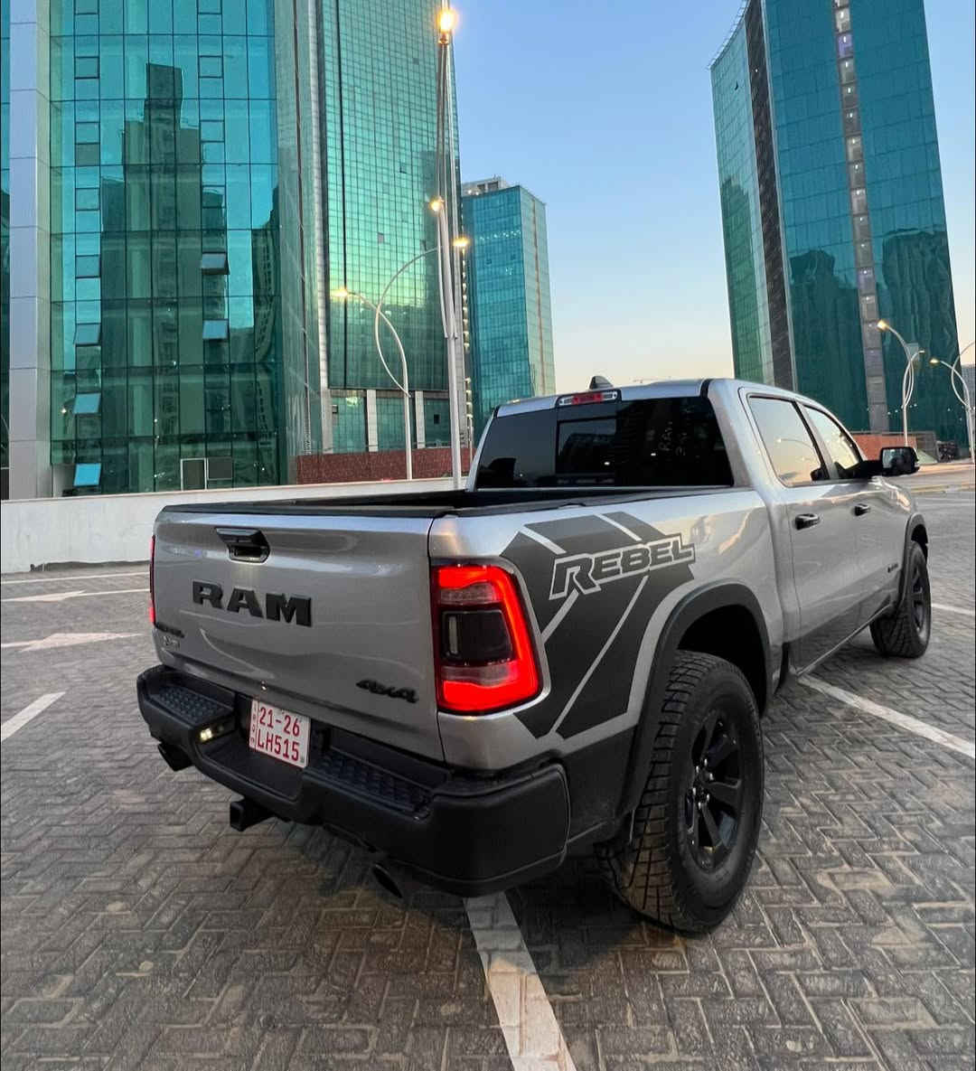 ر ا  م  ريبل
موديل 2024
محرك  8  سلندر
مواصفات فول فول معدا فتحا
سيارا موعام بس انطيك عام صبغ
عنوان اربيل
 سعر ارخص منل بلاش  269 

***********
***********
