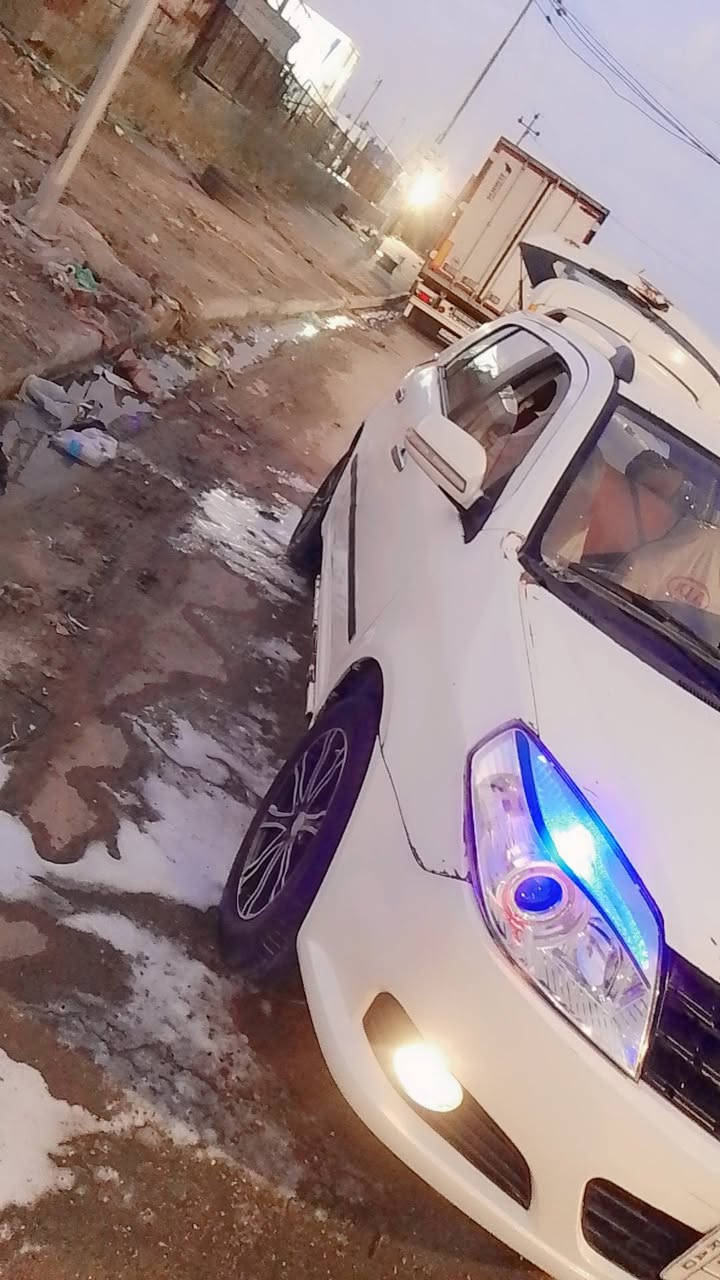 السياره للبيع مال اقصاط بدون راعي اكفل سرقه وعشاير محرك كورلا جديد كير عادي حداده منفوضه عامه حتى المشط والباور بدلتهن جدد تخم تاير جديد وحاليا شاد الهه ويل اسود كهربائيات كلهه شغاله رقم الماني بغداد مكاني البصره السعر 20======***********
