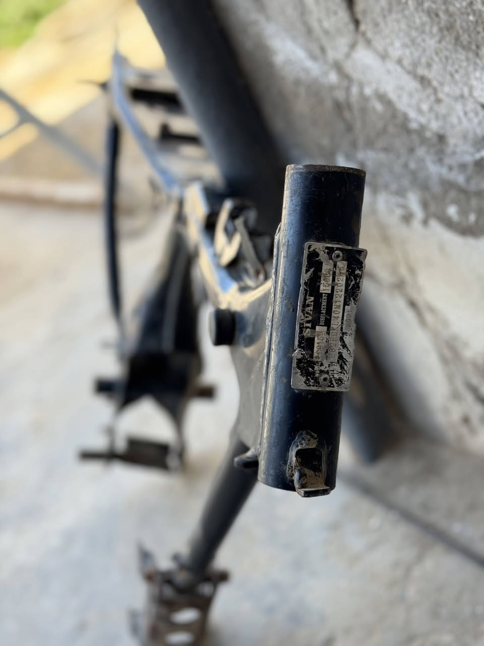 شاصي ايراني موديل 21 اوراق كامله نضيف مكان بعقوبه ***********
