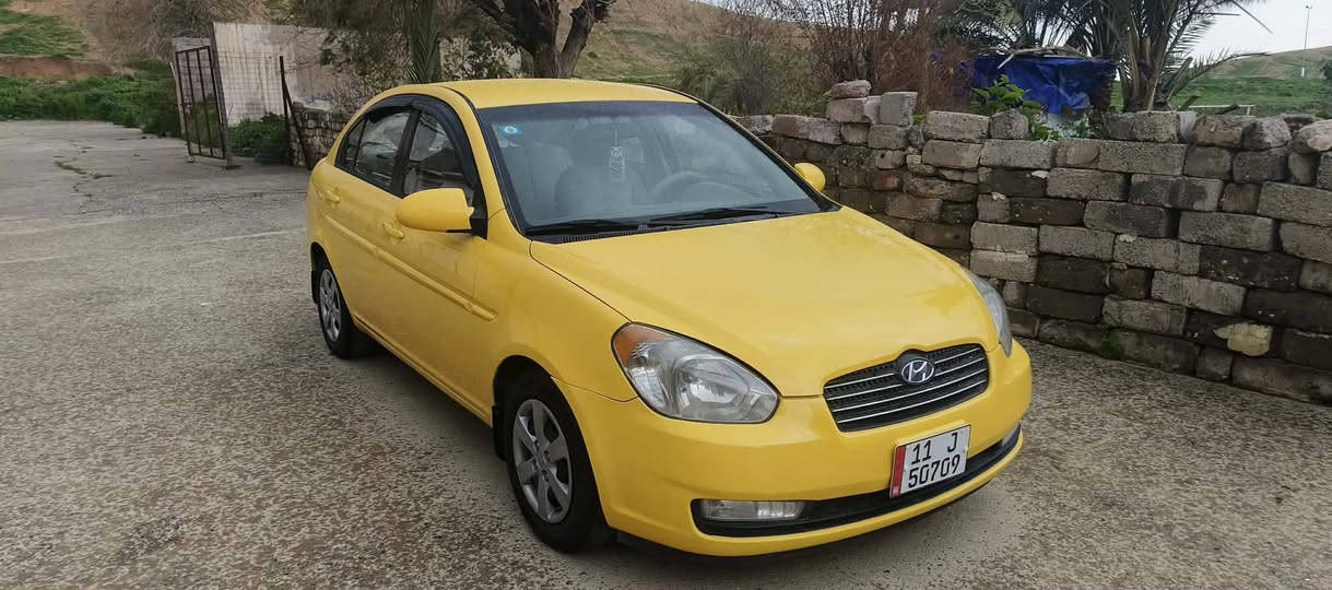 السلام عليكم.
اكسن 2009 رقم انكليزي وارد امريكي بدون ضرر 
فقط باب السائق مبدل بأصلي محرك 16 جديد 
شرط التحويل ما معيودة صبغة وحدة 
للاستفسار على الرقم 
***********
