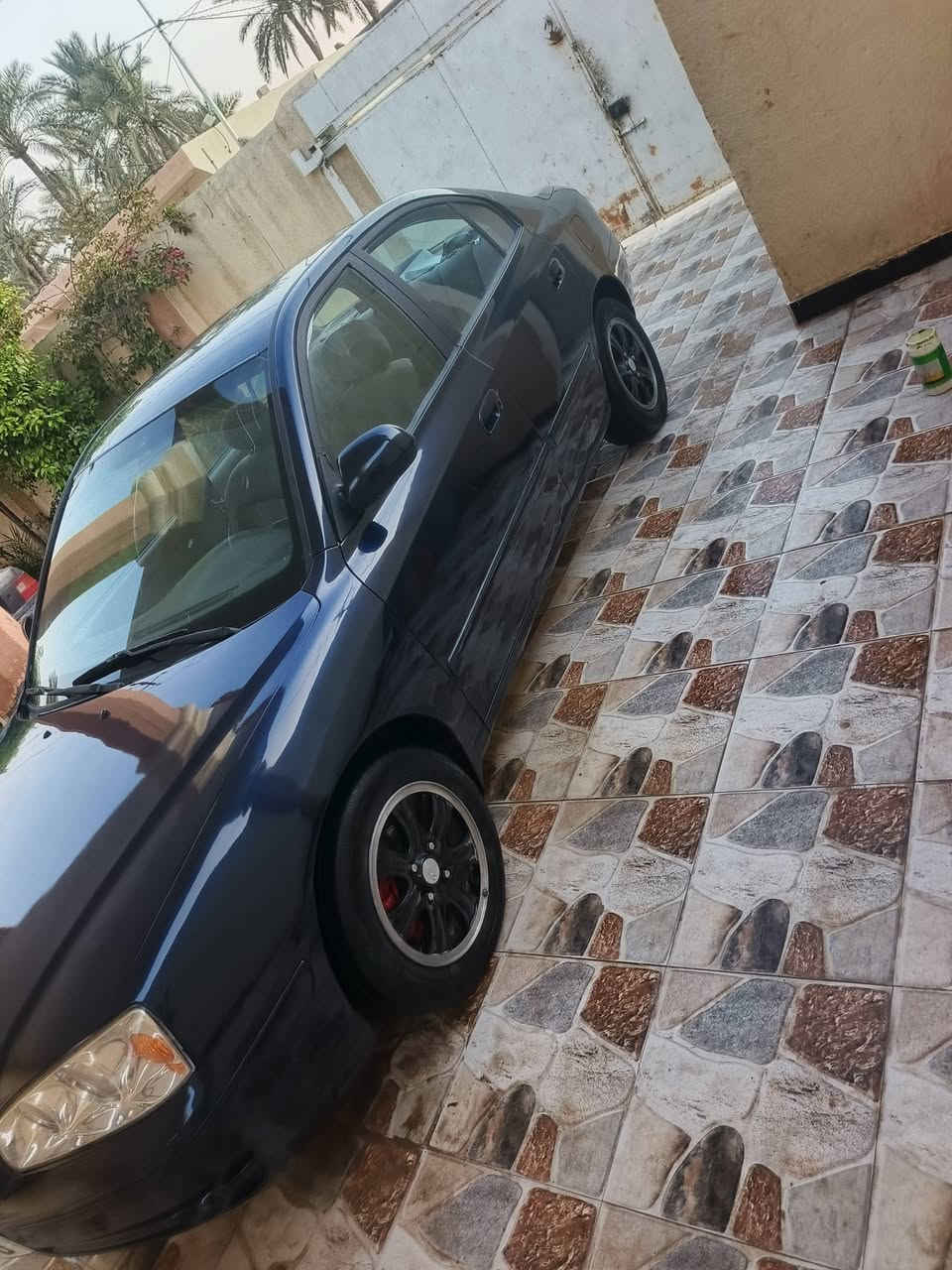 النترا 2005 امريكي رقم بغداد تحويل مباشر / هزه جديده / محرك 2000 جديد / كير اوتماتيك /  كهربائيات كلها شغاله مبيها كلوب طافي / صدر امامي خلفي / تخم تاير / غرفتها جديده جدا سياره جديده كلش مصبوغه عام جماليه فقط 
مكاني ديالى 
السعر ٧٣ و بيها مجال  للاستفسار الإتصال  
‏ *********** ‏
